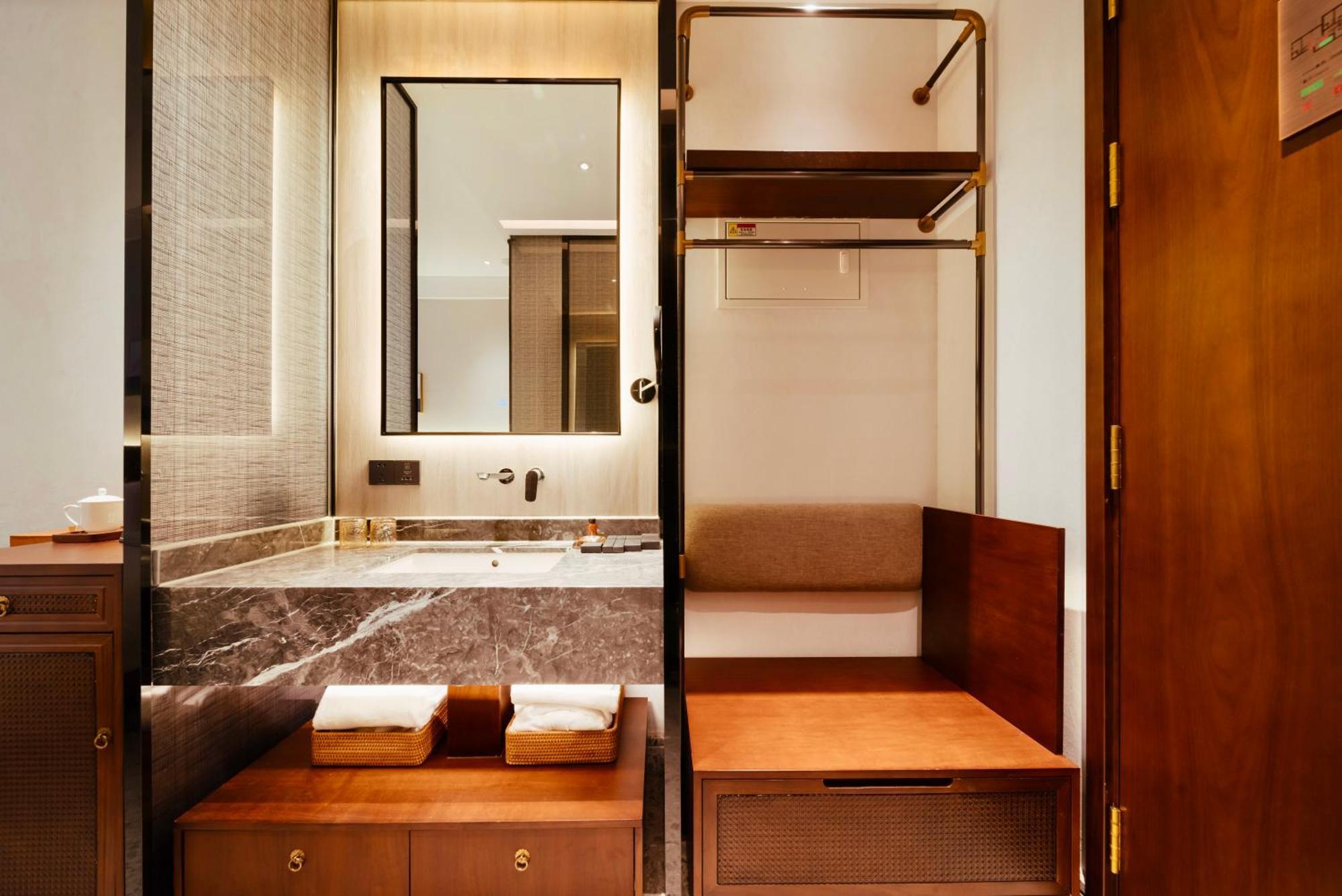 Jingmao Alley Hotel - Beijing Wangfujing Dongsi Subway Station Branch ภายนอก รูปภาพ